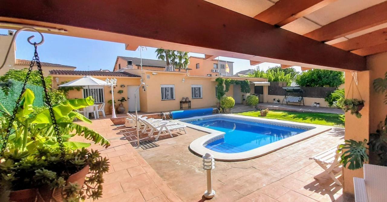 Chalet Vacacional Con Piscina Privada Y Barbacoa Ταραγόνα Εξωτερικό φωτογραφία